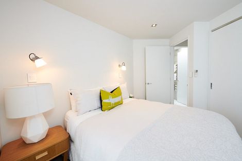 Photo of property in Anchorage Apartments, 401/36 Victoria Road, Mount Maunganui, 3116