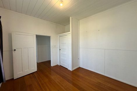 Photo of property in 104 Centennial Avenue, Waitara, 4320