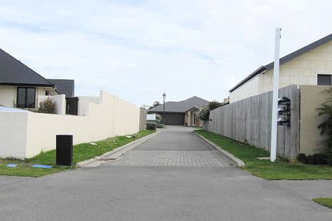 Photo of property in 1 Woodland Lane, Prebbleton, 7604