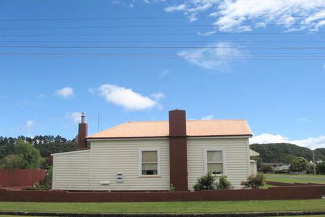 Photo of property in 21 Solander Street, Tolaga Bay, 4077