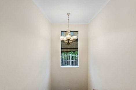 Photo of property in 19 Kereru Rise, Papakura, 2110