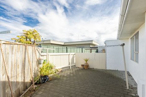 Photo of property in 2/89 Riverbend Road, Onekawa, Napier, 4110