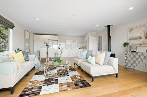 Photo of property in 2/31 Rangatira Road, Birkdale, Auckland, 0626