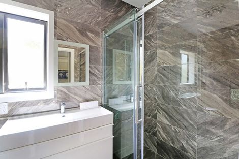 Photo of property in 46 Domett Street, Newlands, Wellington, 6037