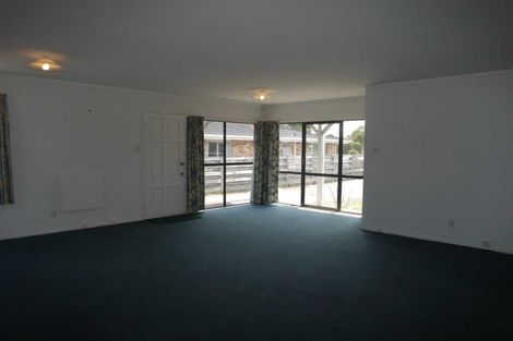 Photo of property in 3 Compass Court, Paraparaumu, 5032