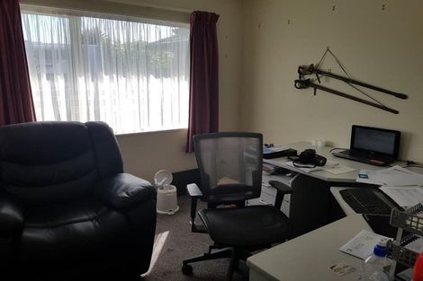 Photo of property in 4 Cathcart Close, Pukekohe, 2120