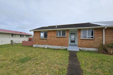 Photo of property in 63 Titoki Street, Castlecliff, Whanganui, 4501