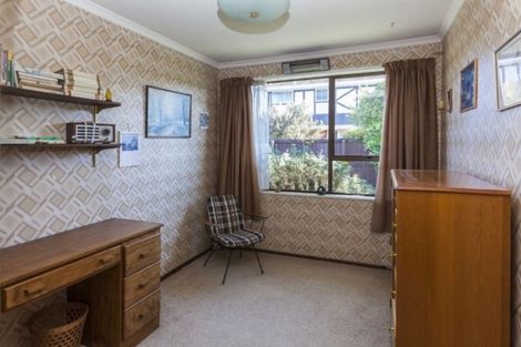 Photo of property in 19 Montclare Avenue, Ilam, Christchurch, 8041