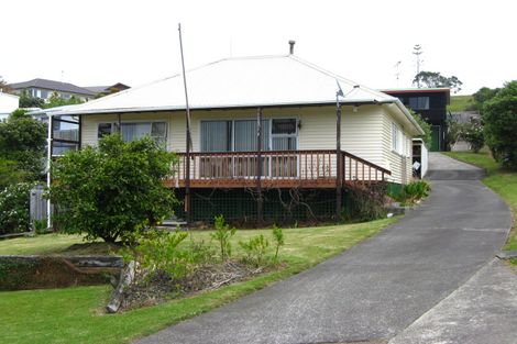 Photo of property in 17a Everard Avenue, Army Bay, Whangaparaoa, 0930