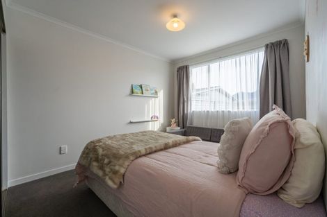 Photo of property in 25 Henry Street, Te Anau, 9600