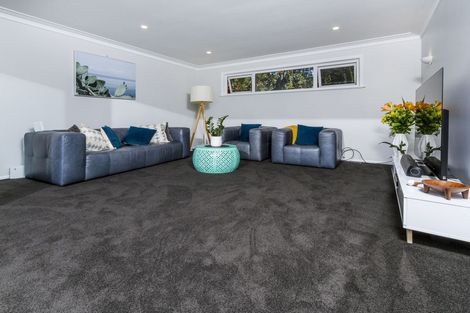 Photo of property in 15 Moore Street, Hillcrest, Auckland, 0627