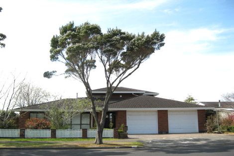 Photo of property in 40 Heta Road, Highlands Park, New Plymouth, 4312