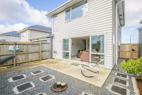 Photo of property in 14 Kauri Heart Avenue, Takanini, 2112