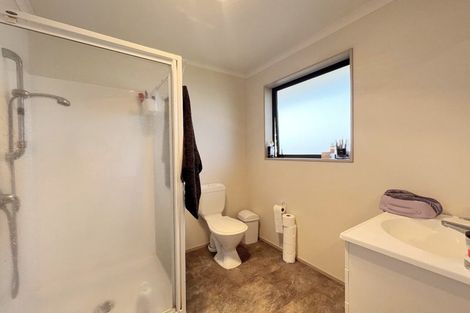 Photo of property in 11b Sharaleigh Place, Grandview Heights, Hamilton, 3200