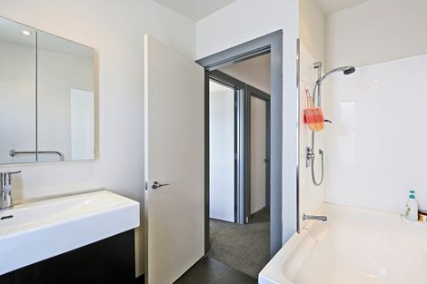 Photo of property in The Terraces, 11/9 Humber Street, Pandora, Napier, 4110