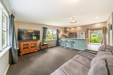 Photo of property in 5 Paton Street, Maymorn, Upper Hutt, 5018