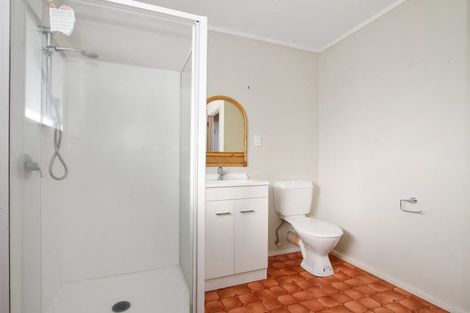 Photo of property in 33a Stevenson Road, Clarks Beach, 2122