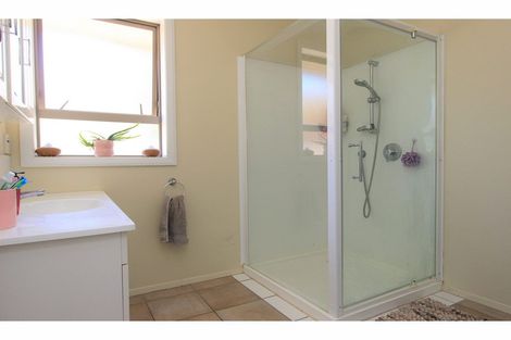 Photo of property in 25 Ward Street, Springlands, Blenheim, 7201