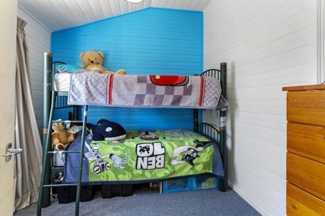 Photo of property in 2 Penfold Square, Leithfield, 7481