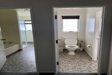 Photo of property in 3 Cambridge Terrace, Taradale, Napier, 4112