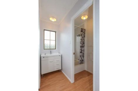 Photo of property in 112 Valley Road, Pukekohe, 2120