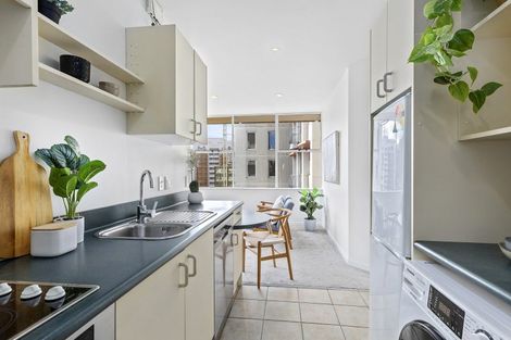 Photo of property in Terrace Tower Apartments, 8e/126 The Terrace, Wellington Central, Wellington, 6011