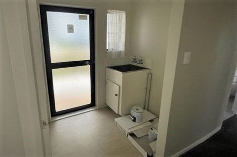 Photo of property in 1/21 Midgley Road, West Harbour, Auckland, 0618