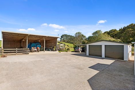 Photo of property in 110 Farmpark Road, Waiuku, 2681