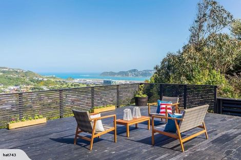 Photo of property in 9 Inverell Way, Seatoun, Wellington, 6022