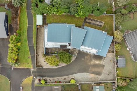 Photo of property in 38 Pharazyn Avenue, Waikanae Beach, Waikanae, 5036