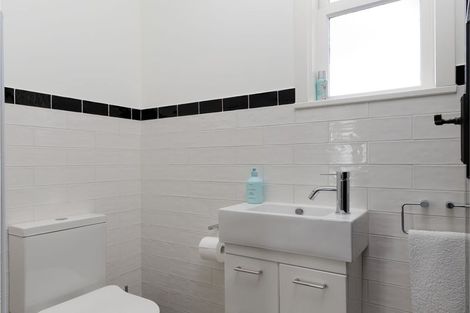 Photo of property in 2 Hunter Crescent, Waimate, 7924