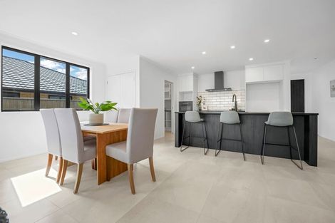 Photo of property in 128 Hitchen Road, Pokeno, 2402