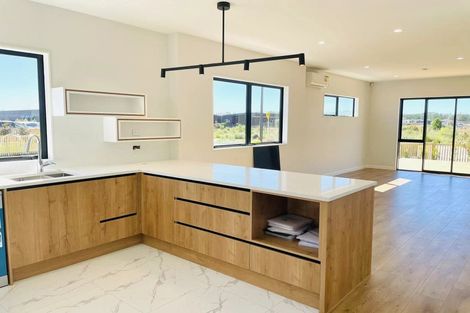 Photo of property in 53 Kaha Road, Papakura, 2110