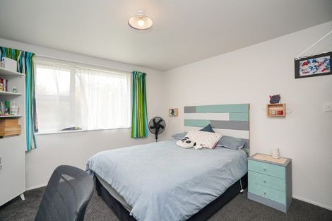 Photo of property in 64 Watt Road, Otatara, Invercargill, 9879