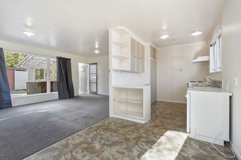 Photo of property in 10 Memorial Drive, Parahaki, Whangarei, 0112