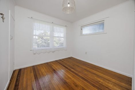Photo of property in 13 Julian Place, Otara, Auckland, 2023