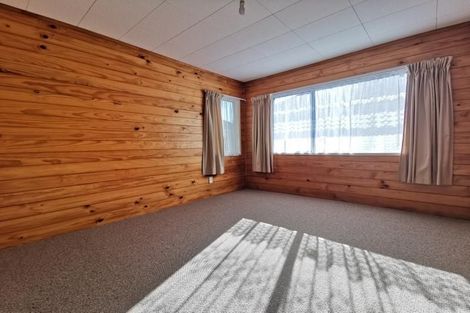 Photo of property in 35a Broderick Road, Johnsonville, Wellington, 6037