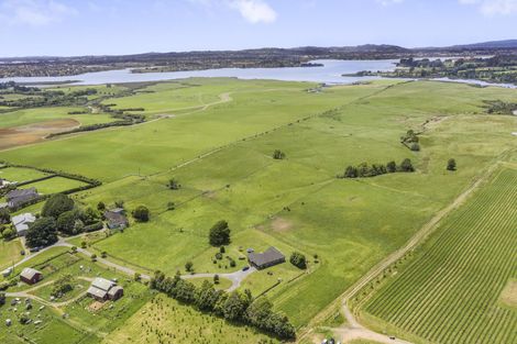 Photo of property in 260 Urquhart Road, Karaka, Papakura, 2580