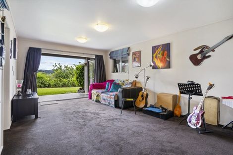 Photo of property in 114 Te Pamahue Drive, Whangamata, 3620