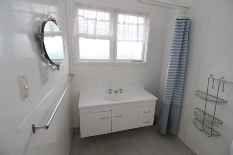 Photo of property in 40 Pohutukawa Drive, Tokoroa, 3420