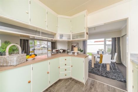 Photo of property in 9 Fagan Street, Bulls, 4818