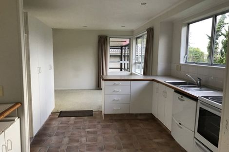 Photo of property in 12 Airey Place, Torbay, Auckland, 0630