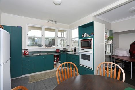 Photo of property in 12/14 High Street, Marton, 4710