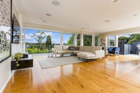 Photo of property in 2/65 Park Rise, Campbells Bay, Auckland, 0630