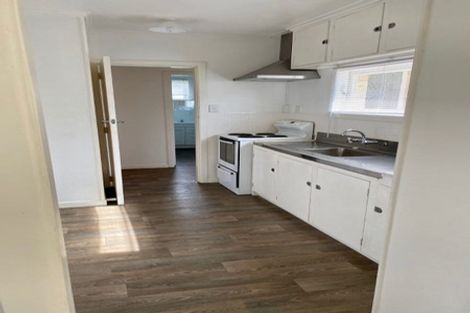 Photo of property in 12 Williamson Avenue, Belmont, Auckland, 0622