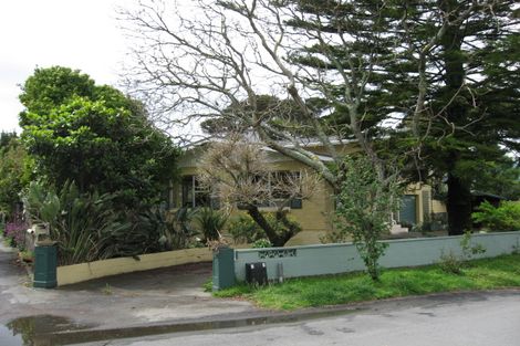 Photo of property in 5 Rainier Street, Monaco, Nelson, 7011