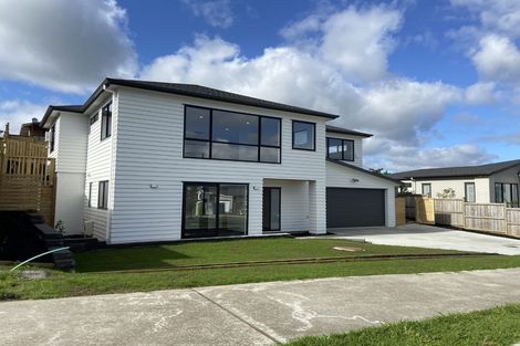 Photo of property in 35 Symes Drive, Red Beach, 0932