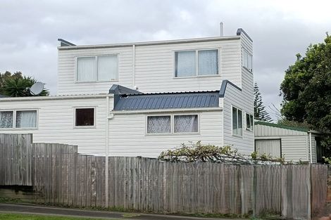 Photo of property in 44a Waverley Avenue, Glenfield, Auckland, 0629