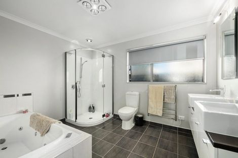 Photo of property in 20 Ranfurly Street, Trentham, Upper Hutt, 5018