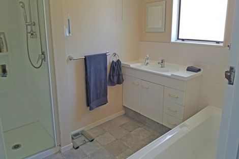 Photo of property in 70 Aronui Road, Bridge Hill, Alexandra, 9320